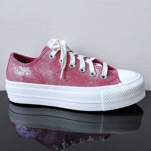 Converse Women's Chuck Taylor All Star Lift Platform in Amazing Royal Flushed